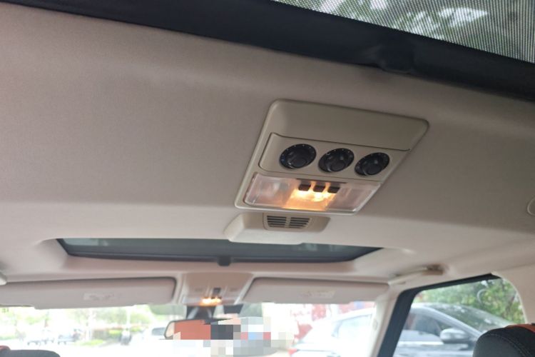 Used Land Rover Discovery 2016 3.0 SC Obsidian Black Heritage Edition HSE Headliner