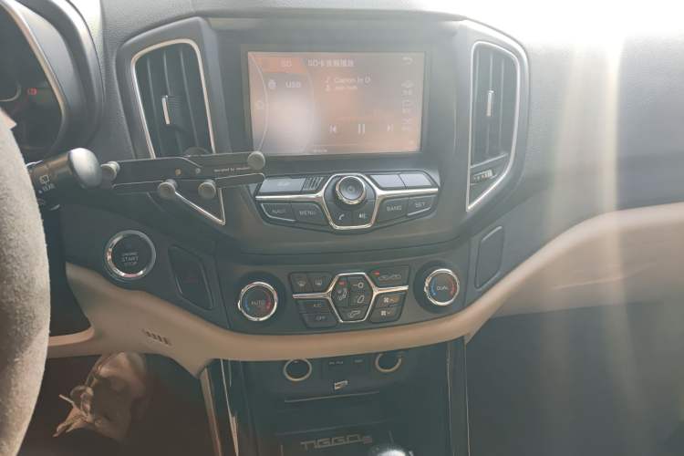 Used Chery Tiggo 5 2014 2.0L CVT Family Deluxe Edition