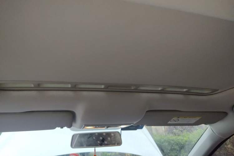 Used Volkswagen Jetta 2015 1.6L Manual Comfort Model
