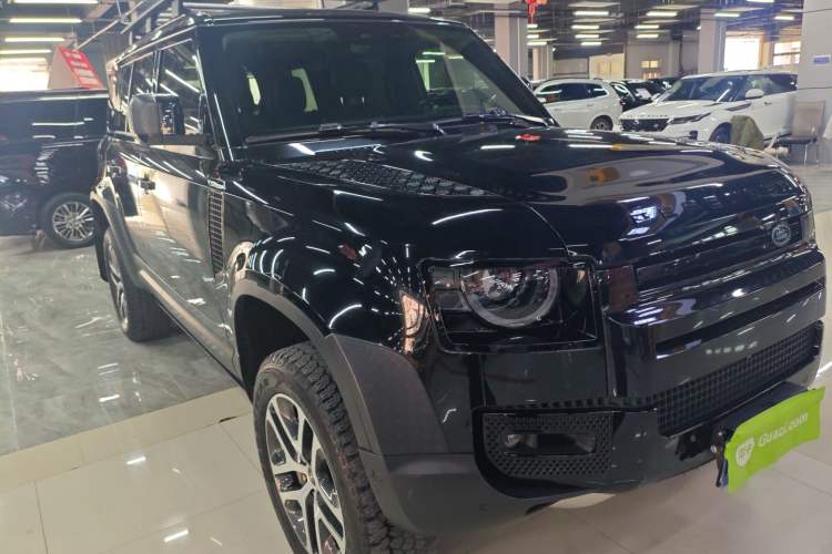 Used Land Rover Defender 2022 110 P400 Dark Edition