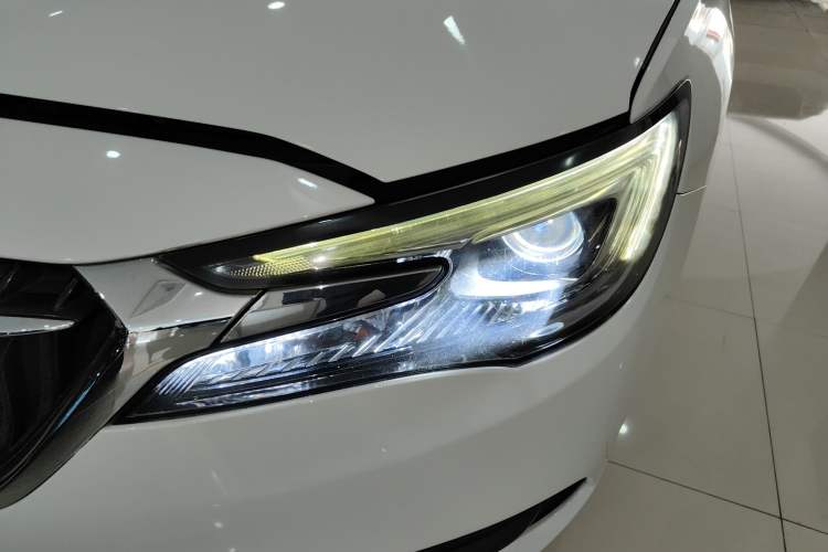 Used Buick GL6 2019 18T 6-Seater Elite Version China V Standard