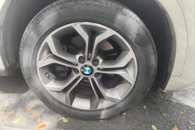 Used BMW X3 2016 xDrive20i M Sport Edition Right Front Wheel Hub