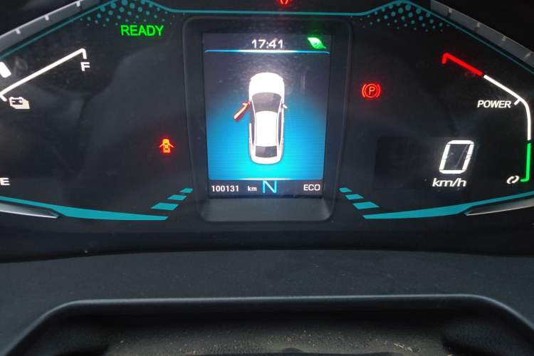 Used ORA iQ 2018 High-Range Version Smart Connectivity Model