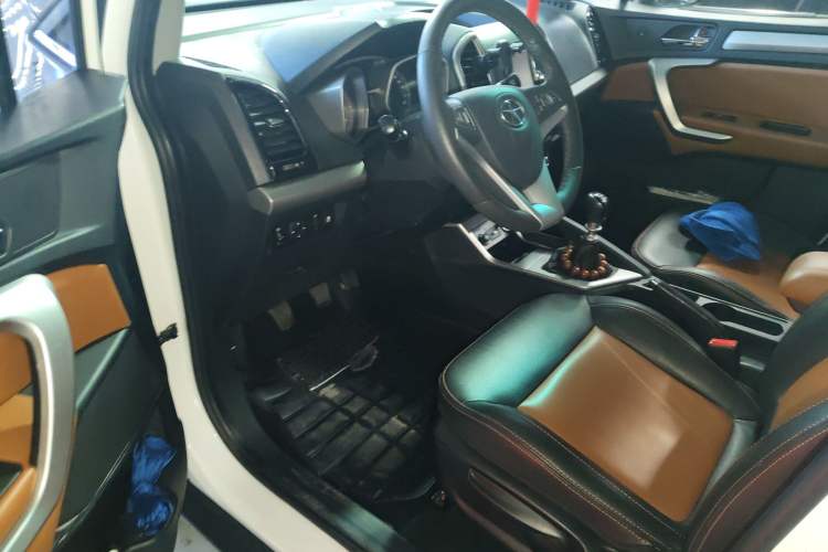 Used JAC Refine S3 2014 1.5L Manual Luxury Smart Model
