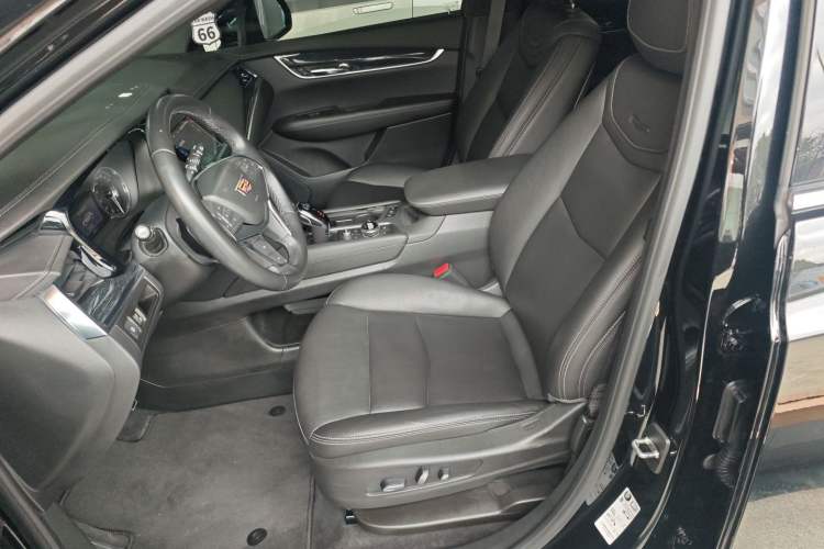 Used Cadillac XT5 2022 2.0T Two-Wheel Drive Luxury Version