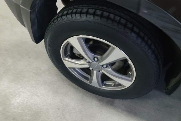 Used Haval H6 Coupe 2016 Blue Label 1.5T Automatic Two-Wheel Drive Elite Model Right Rear Wheel Hub