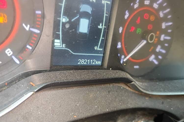 Used Chery Arrizo 5 2017 SPORT 1.5T Manual Luxury Edition Odometer Close Up