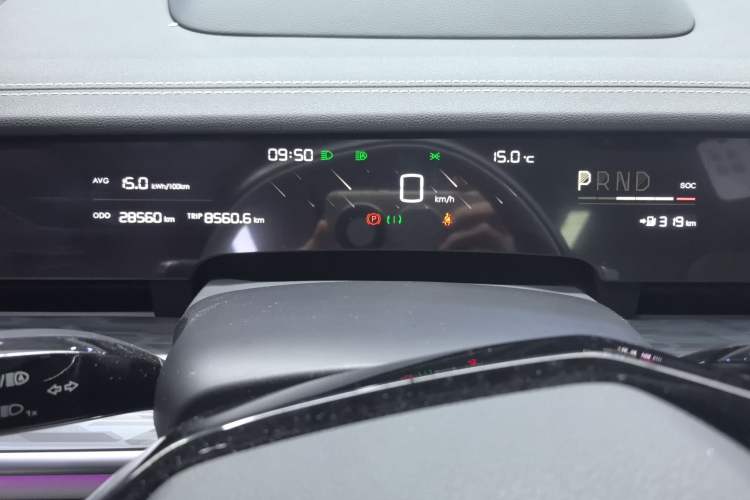 Used NETA S 2024 Pure Electric 520km Rear-Drive AR-HUD Version Instrument Cluster