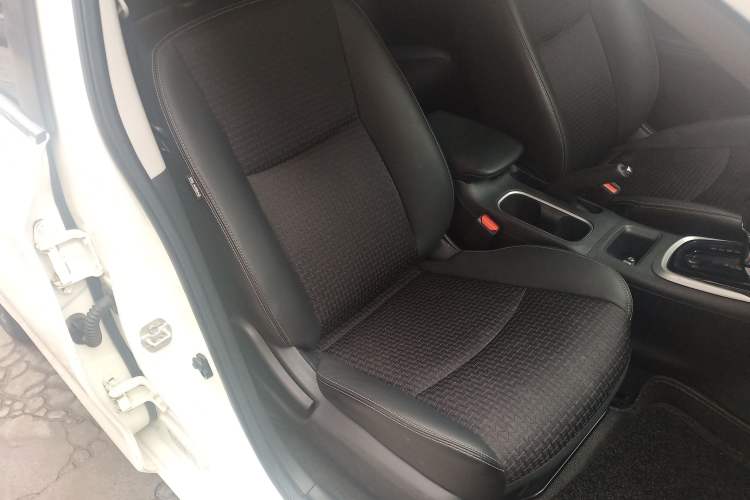 Used Nissan Tiida 2016 1.6L CVT Smart Drive Edition Right Front Seat