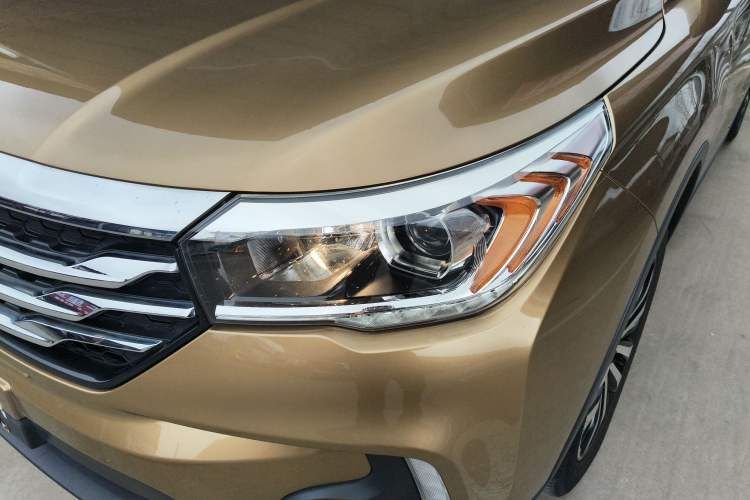 Used GAC Trumpchi GS4 2017 235T Manual Two-Wheel Drive Luxury Edition
