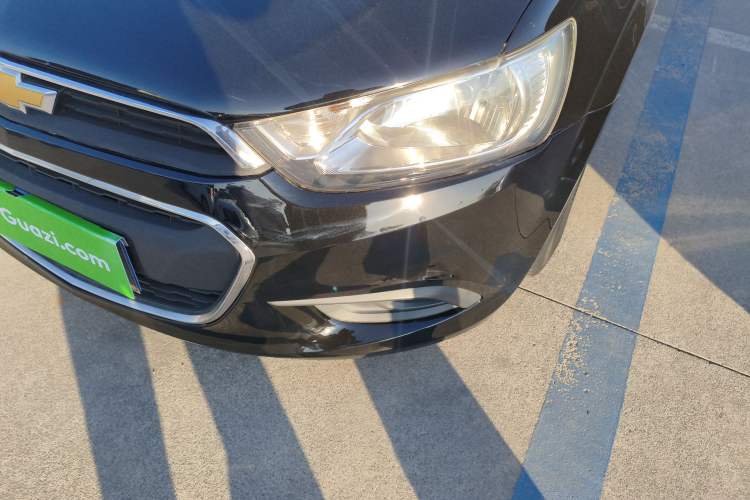 Used Chevrolet Aveo Sonic 2014 Sedan 1.4SL AT Fashion Edition