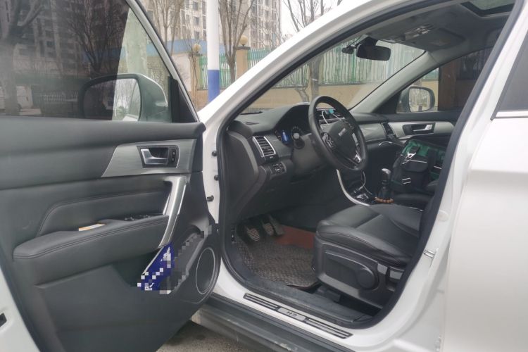 Used Haval H2 2016 Red-Label 1.5T Manual Two-Wheel Drive Luxury Model