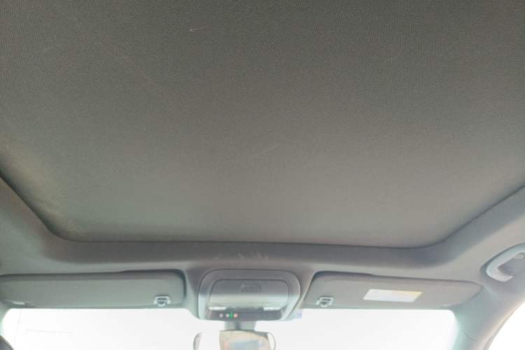 Used Cadillac XT4 2018 28T Two-Wheel Drive Tech Version