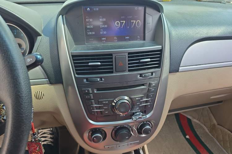 Used Buick Excelle 2013 1.5L Automatic Classic Model
