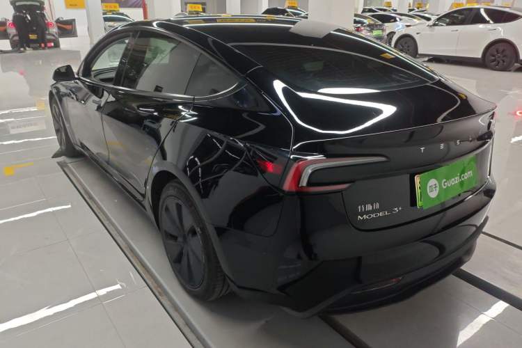 Used Tesla Model 3 2023 Long-Range All-Wheel-Drive Version