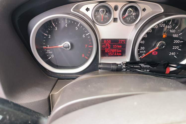 Used Ford Focus 2013 Sedan Classic 1.8L Manual Base Model Odometer Close Up