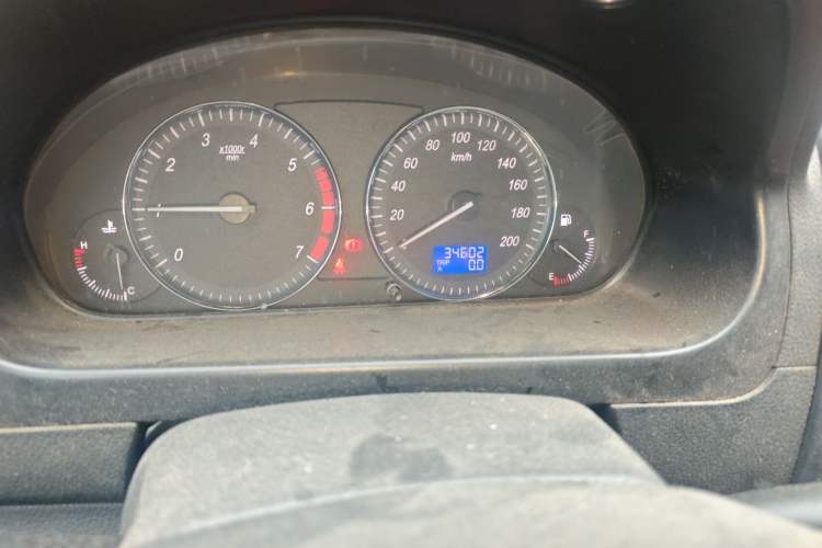 Used HYOSOW H2 2016 H2E 1.5L Classic Model BJ415A Odometer Close Up