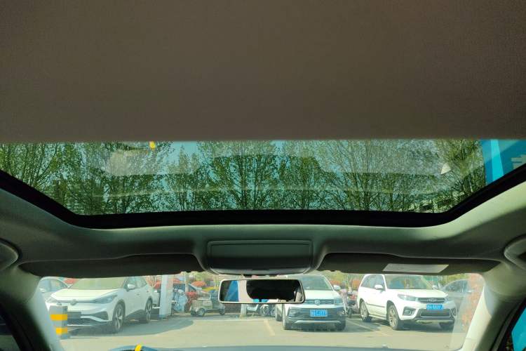 Used Volkswagen Lamando 2017 280TSI DSG Comfort Edition
