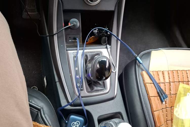 Used Hyundai Elantra (5th Generation / Langdong) 2016 1.6L Automatic Smart Version