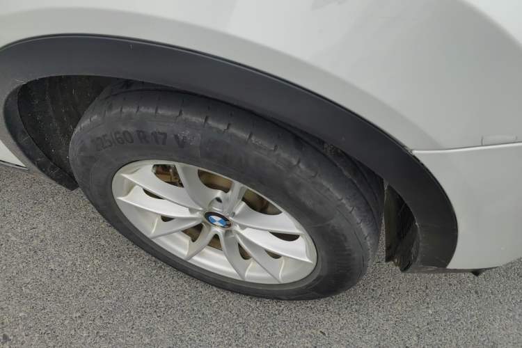 Used BMW X3 2016 sDrive20i Right Front Wheel Hub