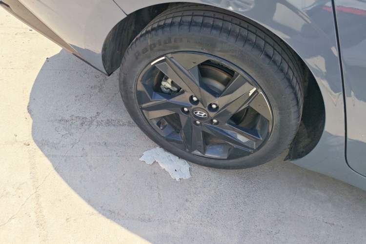 Used Hyundai Elantra 2022 1.5L CVT LUX Prestige Edition Right Rear Wheel Hub