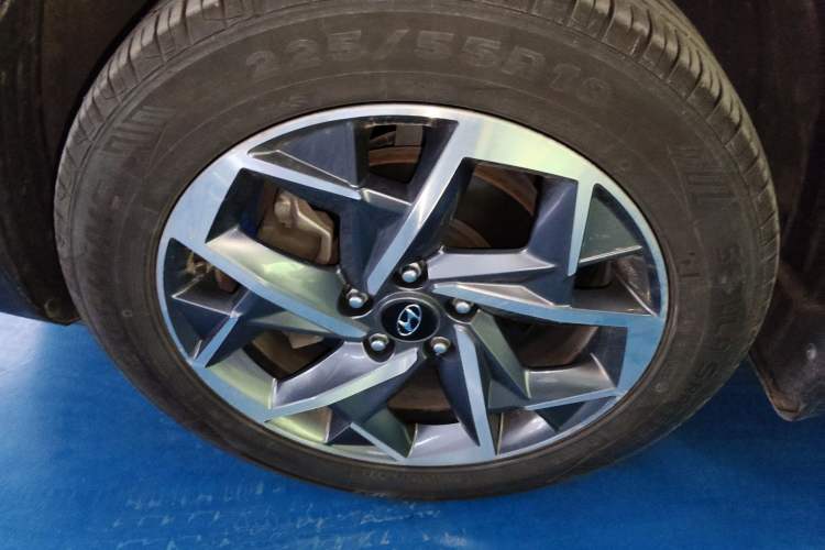 Used Hyundai Tucson 2020 280TGDi Two-Wheel-Drive GLS Fashion Edition China VI Standard Left Front Wheel Hub