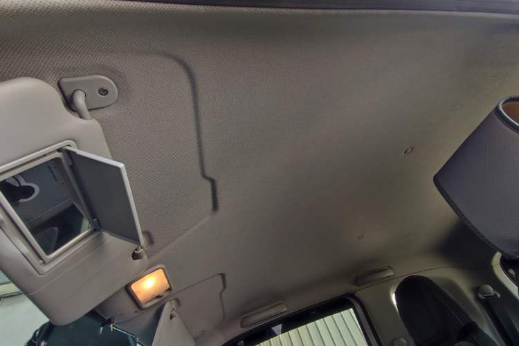 Used Wuling Hongguang MINIEV 2021 Macaron Fashion Model Lithium Iron Phosphate Headliner