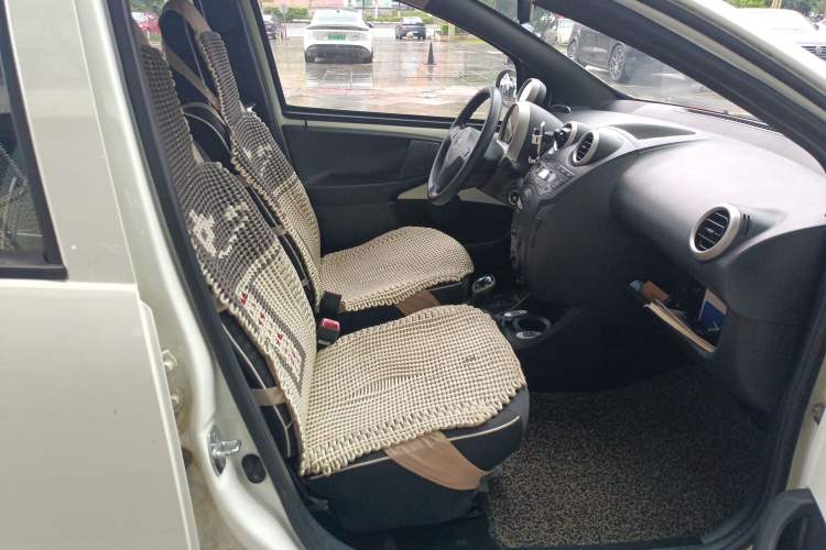 Used BYD F0 2015 1.0L AMT XuanKu Model Right Front Seat