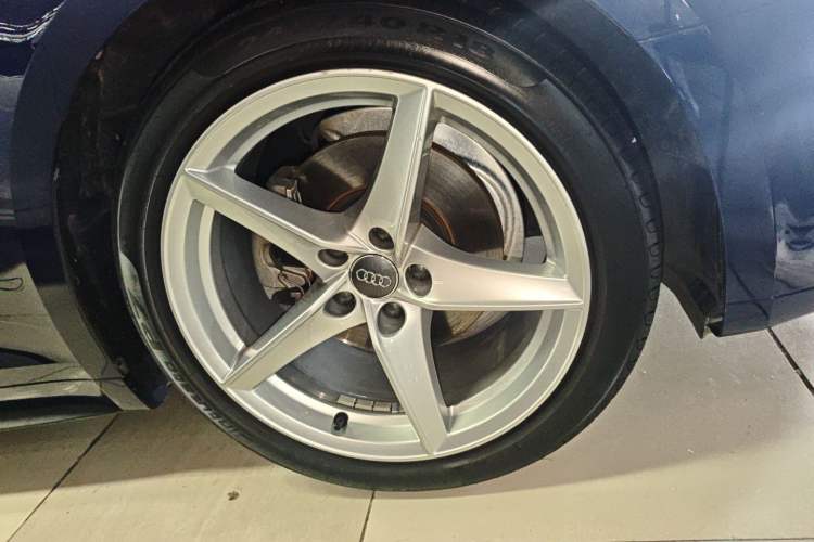 Used Audi A5 2020 Coupe 40 TFSI Fashion Edition China VI Emission Standard