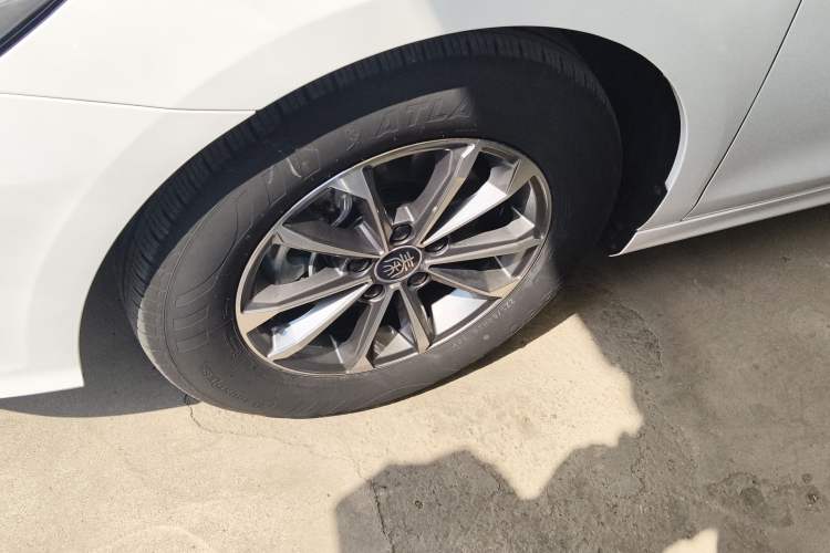 Used BYD Qin PLUS 2024 HONOR Edition DM-i 55KM Leading Model