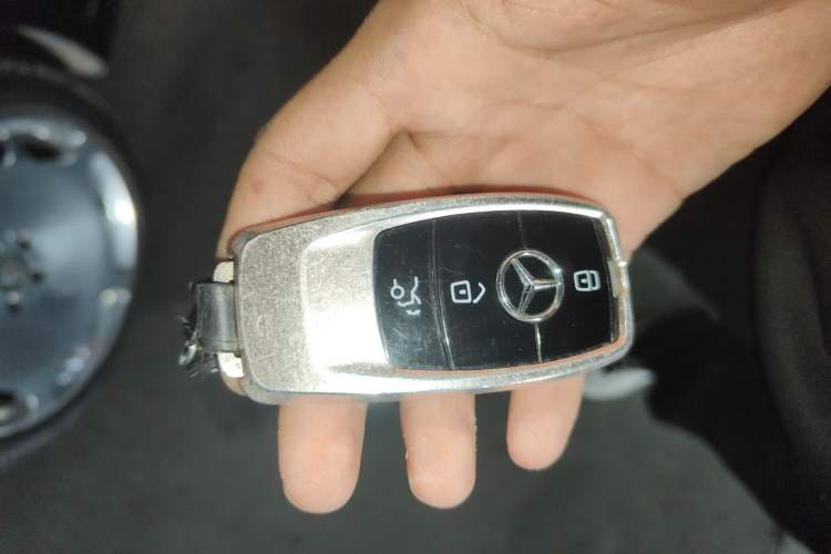 Used Mercedes-Benz Maybach S-Class 2018 S 450 4MATIC Vehicle Key