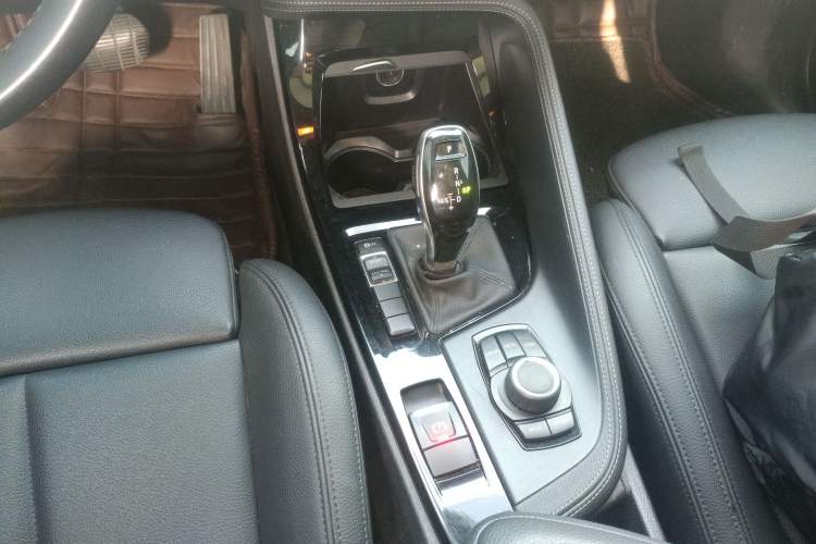 Used BMW X2 2019 sDrive20i M Sport Package China VI Emission Standard Gear Lever