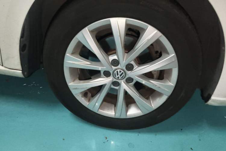 Used Volkswagen Lavida 2017 1.6L Automatic Comfort Edition