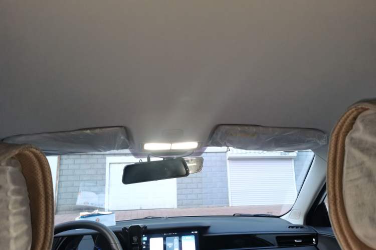 Used Roewe i5 2023 1.5L Manual Comfort Edition