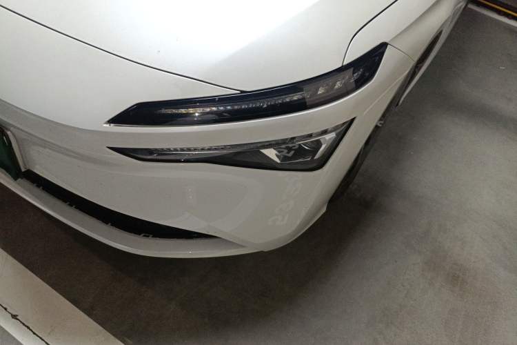 Used AION S MAX 2024 80 Star Edition Lithium Iron Phosphate Left Front Headlight