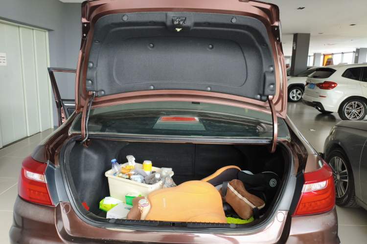 Used Geely Auto Vision 2018 1.5L Automatic Happiness Edition Trunk