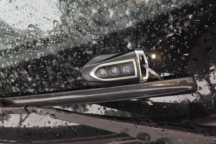 Used Zotye SR7 2016 1.5T CVT Cube Heart Edition China IV Standard