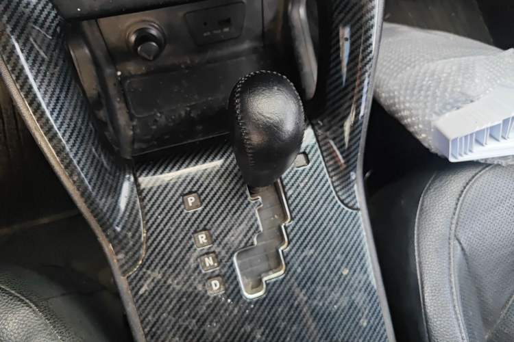 Used Hyundai ix35 2013 2.0L Automatic Two-Wheel Drive Smart GLS China V Standard Gear Lever