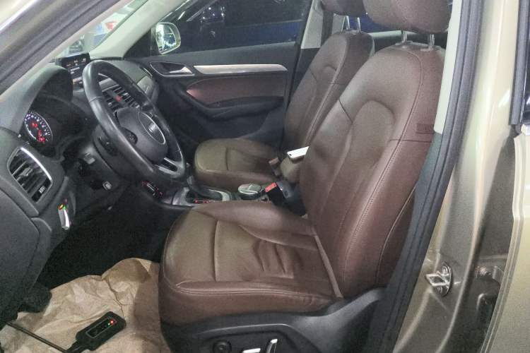 Used Audi Q3 2017 35 TFSI Style Edition Left Front Seat