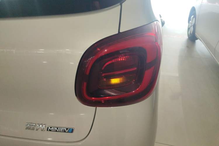 Used Wuling Hongguang MINIEV 2025 Four-Door Version Advanced Edition