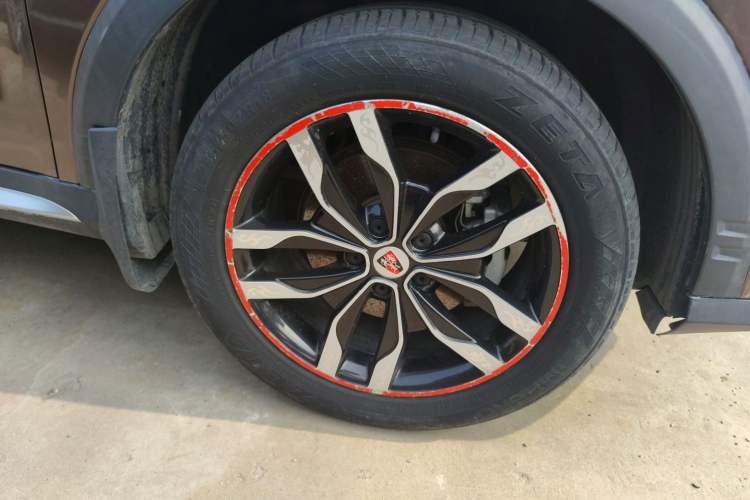 Used Roewe RX5 2018 20T Two-Wheel Drive Automatic Internet Smart Edition
