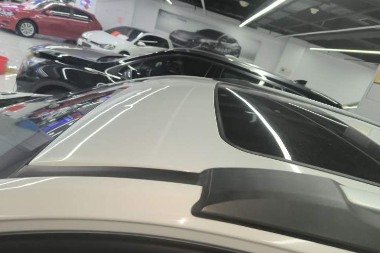 Used Buick Encore 2015 1.4T Automatic Two-Wheel Drive Urban Elite Version
