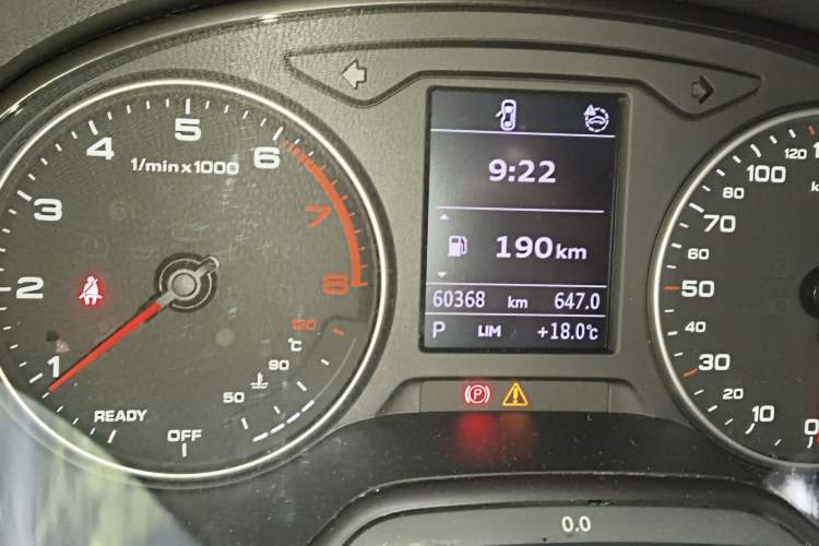 Used Audi Q2L 2022 35 TFSI Progressive Dynamic Edition Odometer Close Up