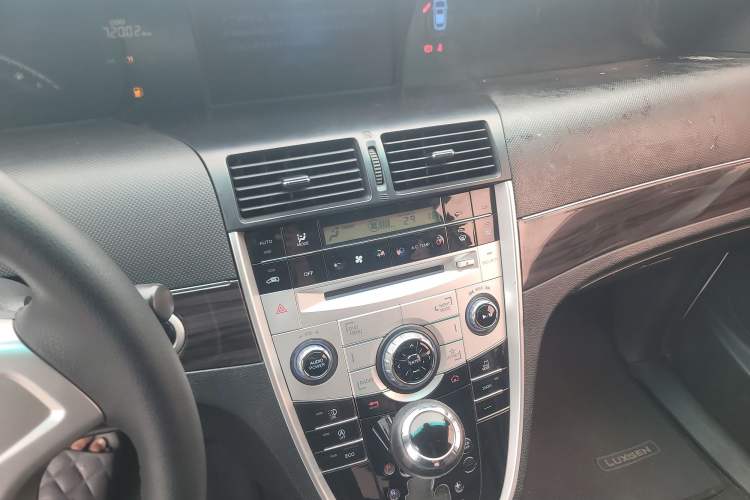 Used Luxgen Great 7 MPV 2016 2.0T Luxury Model