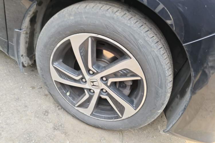 Used Honda Odyssey 2015 Updated Version 2.4L Smart Edition