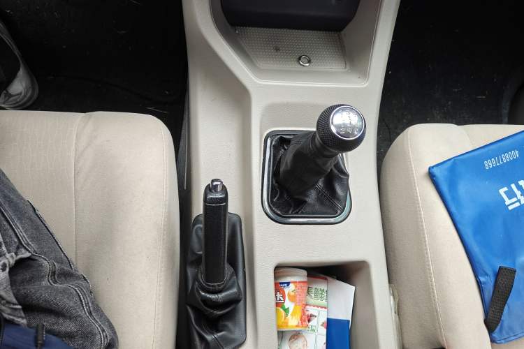 Used FORTHING Lingzhi 2020 M5L 1.6L Utility Model Gear Lever