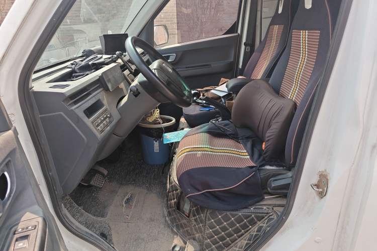 Used Farizon Xingxiang V 2023 V6E Ningde Times 41.86 kWh Deluxe Edition Left Front Seat