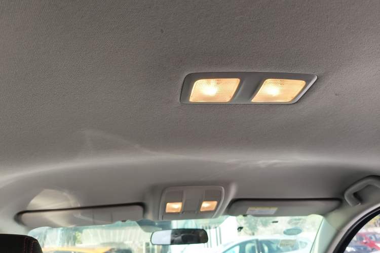 Used Mazda 3 Axela 2016 Hatchback 1.5L Automatic Comfort Model
