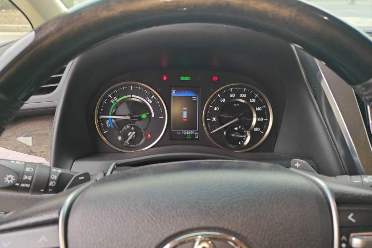 Used Toyota Alphard 2021 Dual-Engine 2.5L Prestige Edition