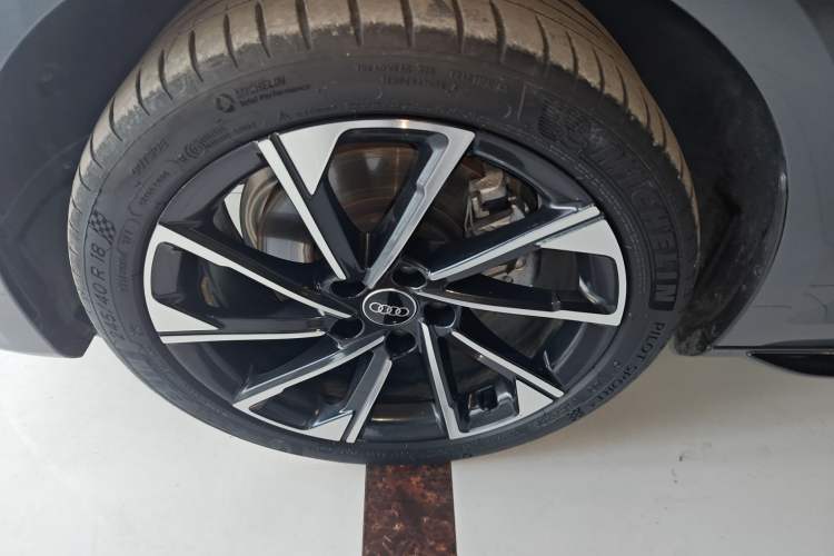 Used Audi A4L 2023 40 TFSI Luxury Dynamic Model